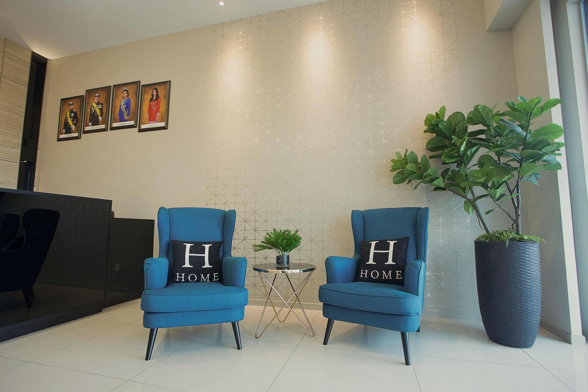 The Square Hotel Skudai Esterno foto