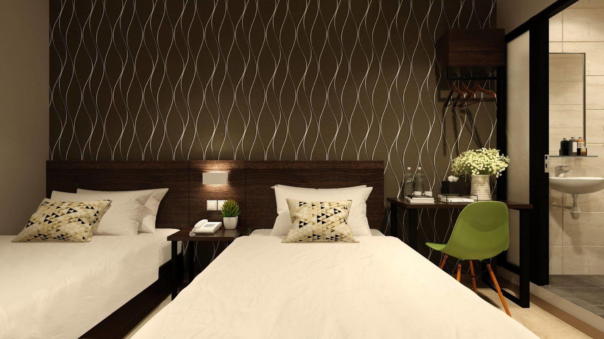 The Square Hotel Skudai Esterno foto
