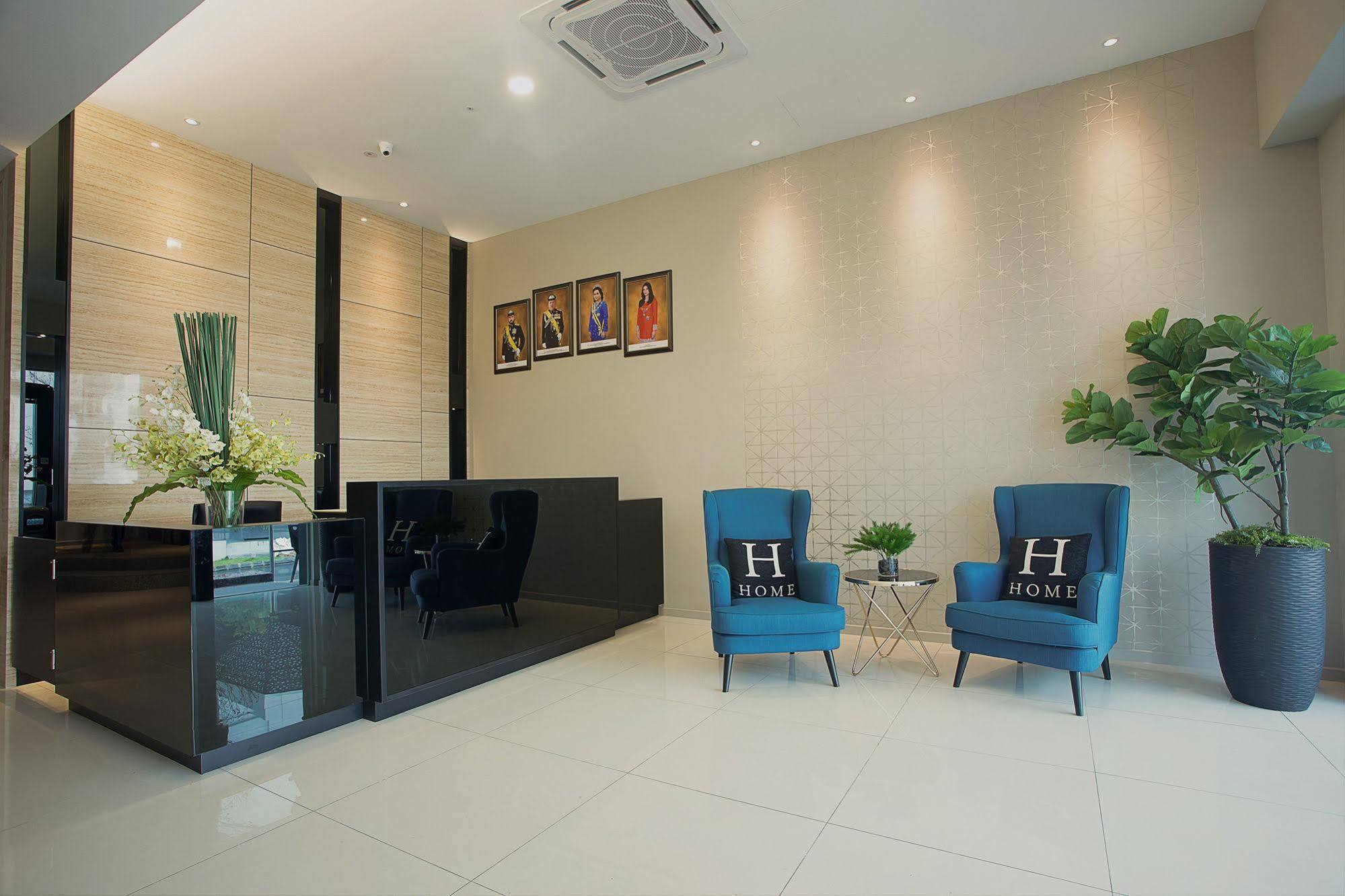The Square Hotel Skudai Esterno foto