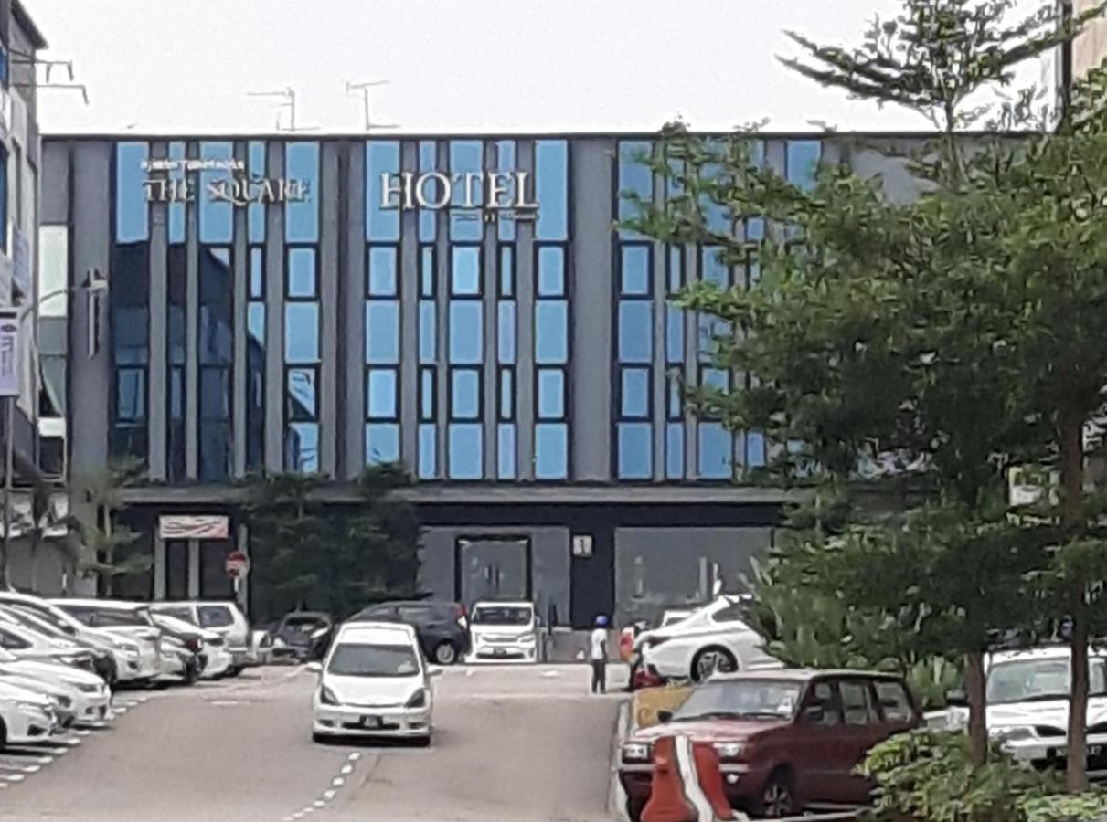 The Square Hotel Skudai Esterno foto